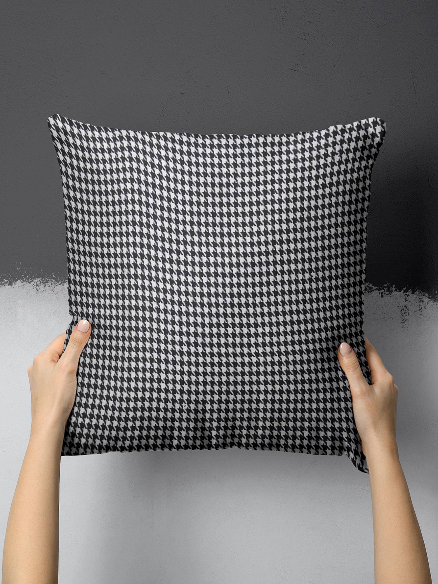 BIANCA Geometric Decorative Hand Loom Cotton Jute Cushion Cover (16x16 Inches)
