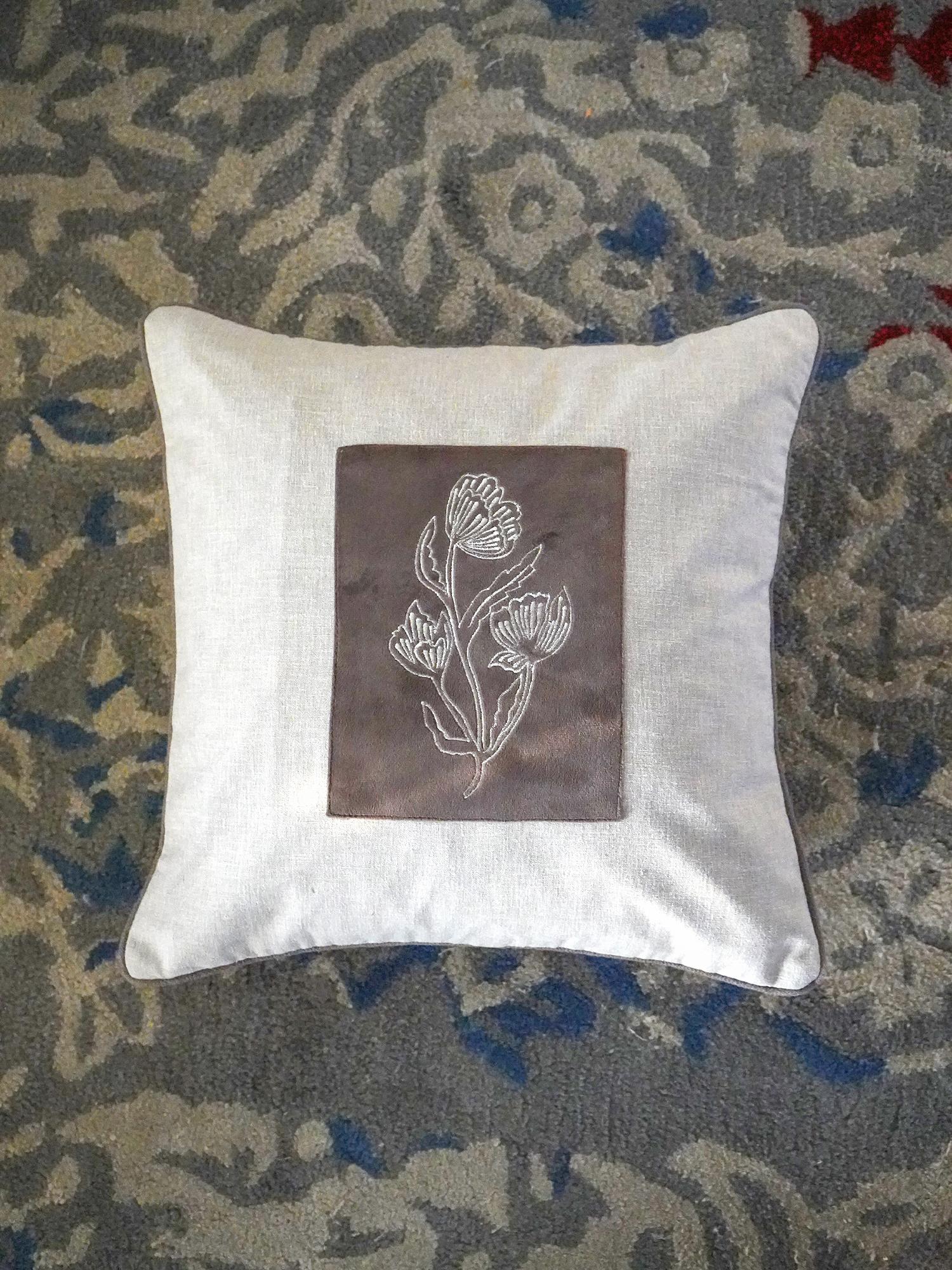 maid France cushion ドガ Buy Zeba World Cream Floral Embroidered Polycotton Cushion Cover
