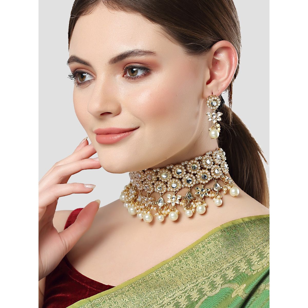 kundan studded choker