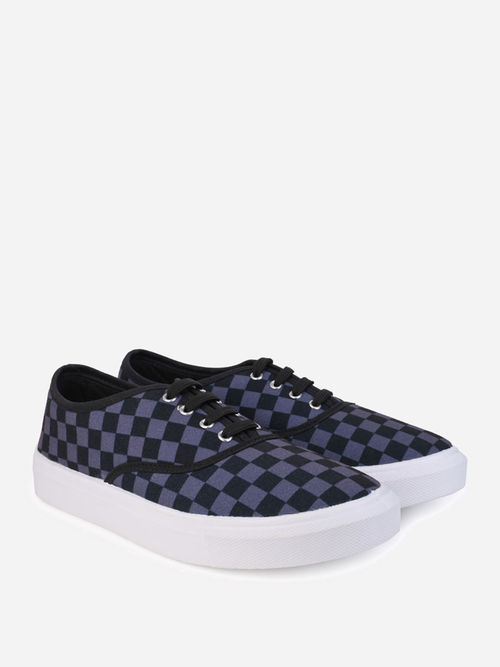 Buy Styli Men Checkerboard Lace Up Sneakers Purple Black Online