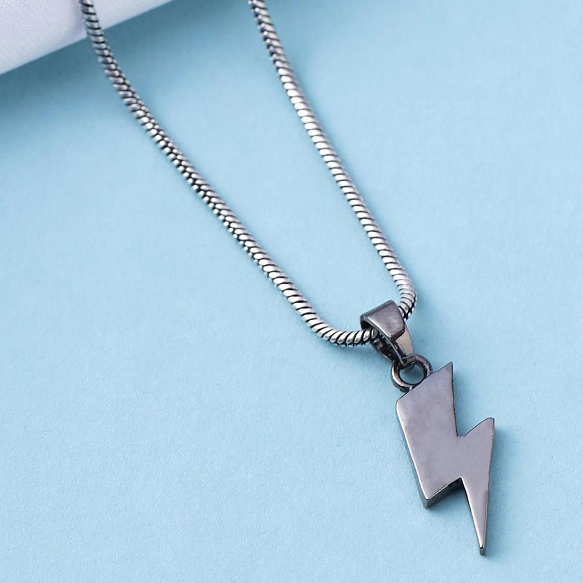 Dainty Lightning Bolt Necklace Introducing the perfect staple chunky Gold  Necklace which can also be used to layer your Zo&Co Necklaces. Waterproof  Tarnish Free Will not cause Greening Made from High Quality