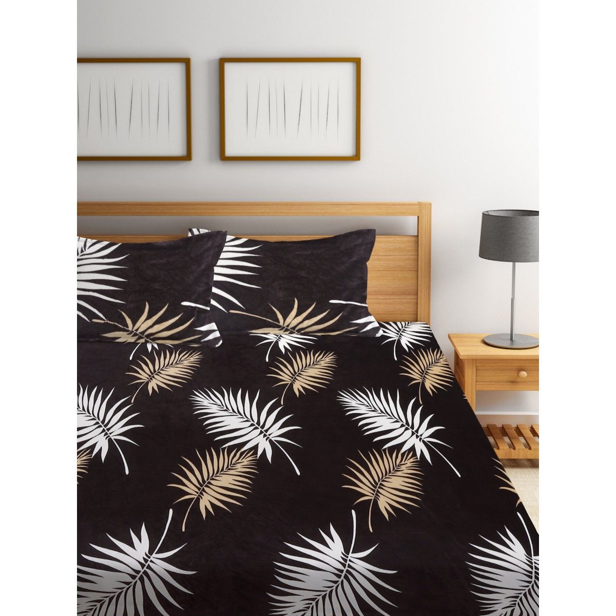 Klotthe Brown Printed Woolen Bed Sheet with 2 Pillow Covers (Queen