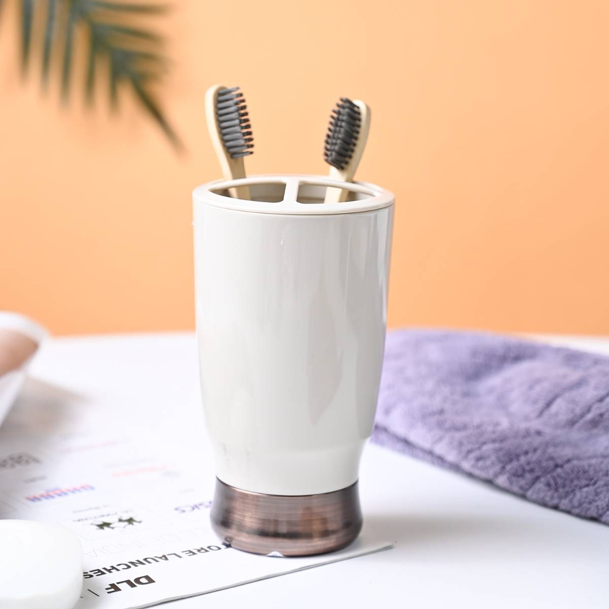 Voncasa Off White Toothbrush Holder For Bathroom