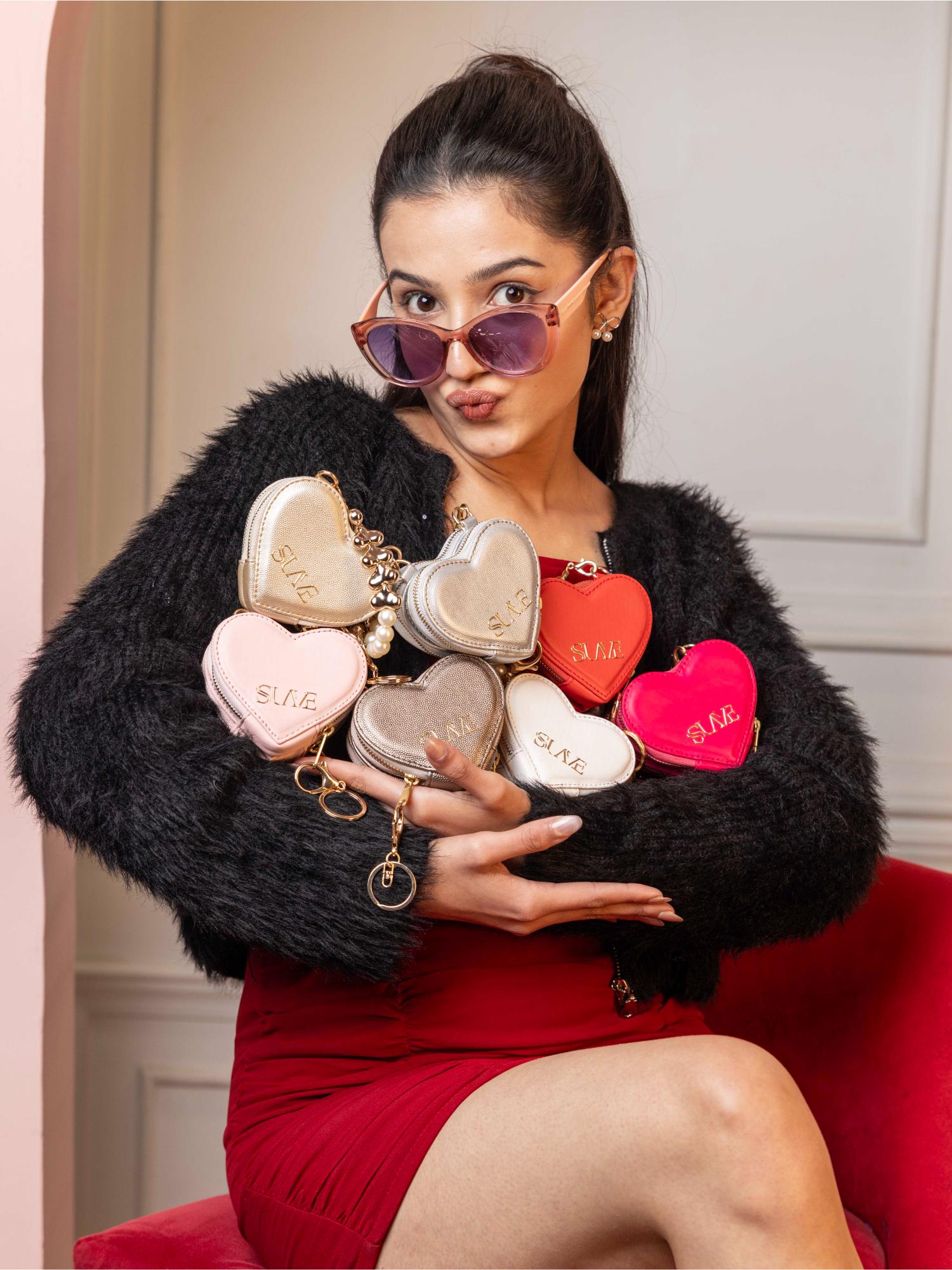 love❤️mini Buy Suave Bags White Love Lock Mini Heart Bag Online