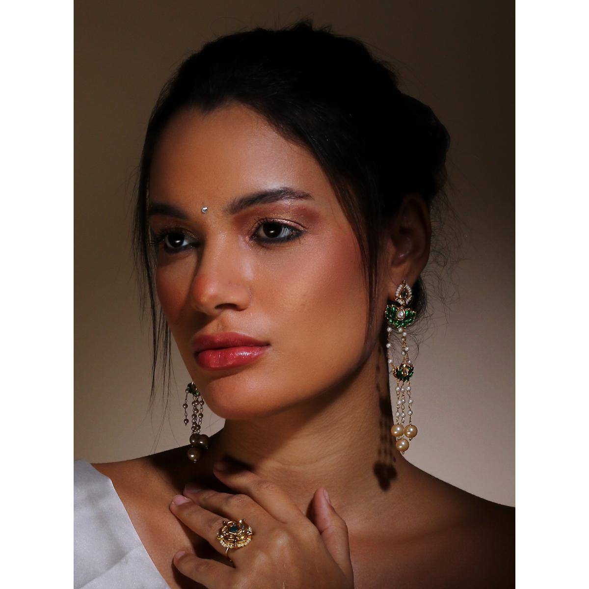 Dugran By Dugristyle Kundan and Pearls Green and Cream Adjustable Ring