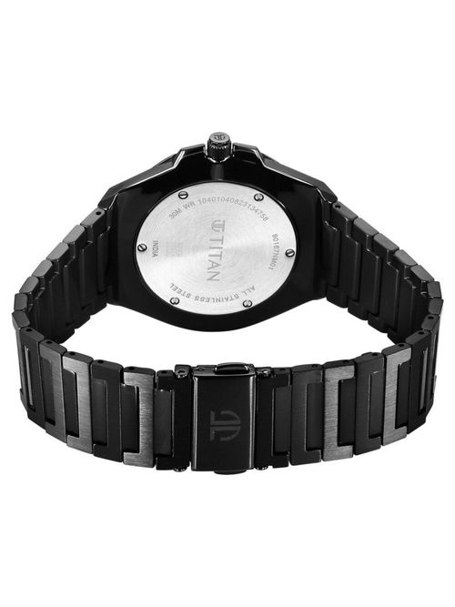 Buy Titan Classic Slim Quartz Analog with Date Black Dial