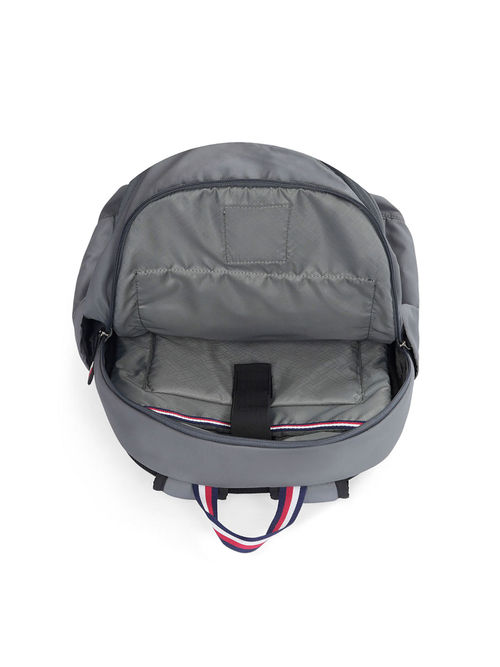 Buy Tommy Hilfiger Cherokee Unisex Polyester 20Ltrs Laptop