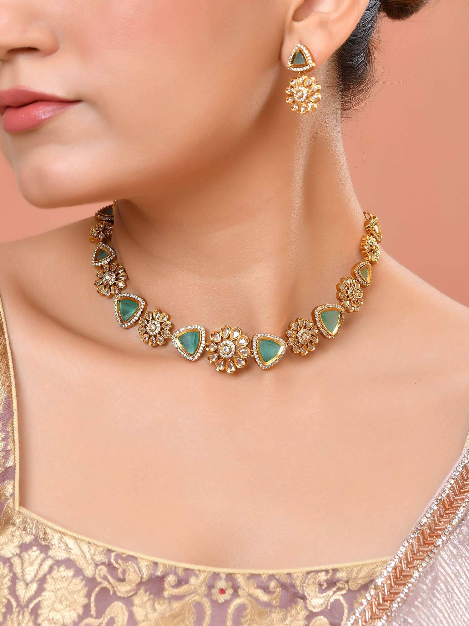 VOJ Gold Tone Floral With Teal Green Stone Ad Necklace Set