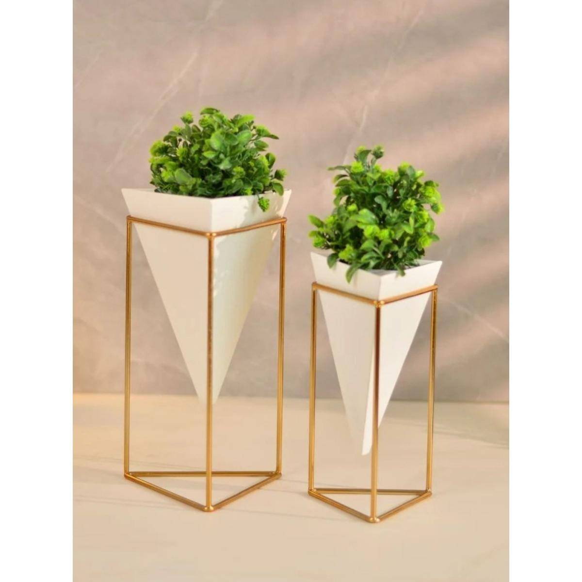 Cinch Home White Triangular Desk Planters with Stand