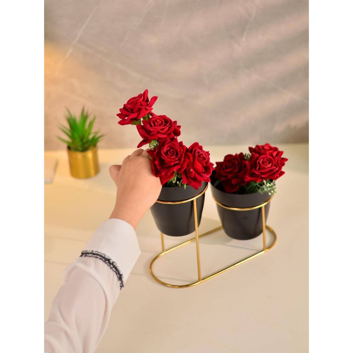 Cinch Home Black Pot Desk Planters with Stand