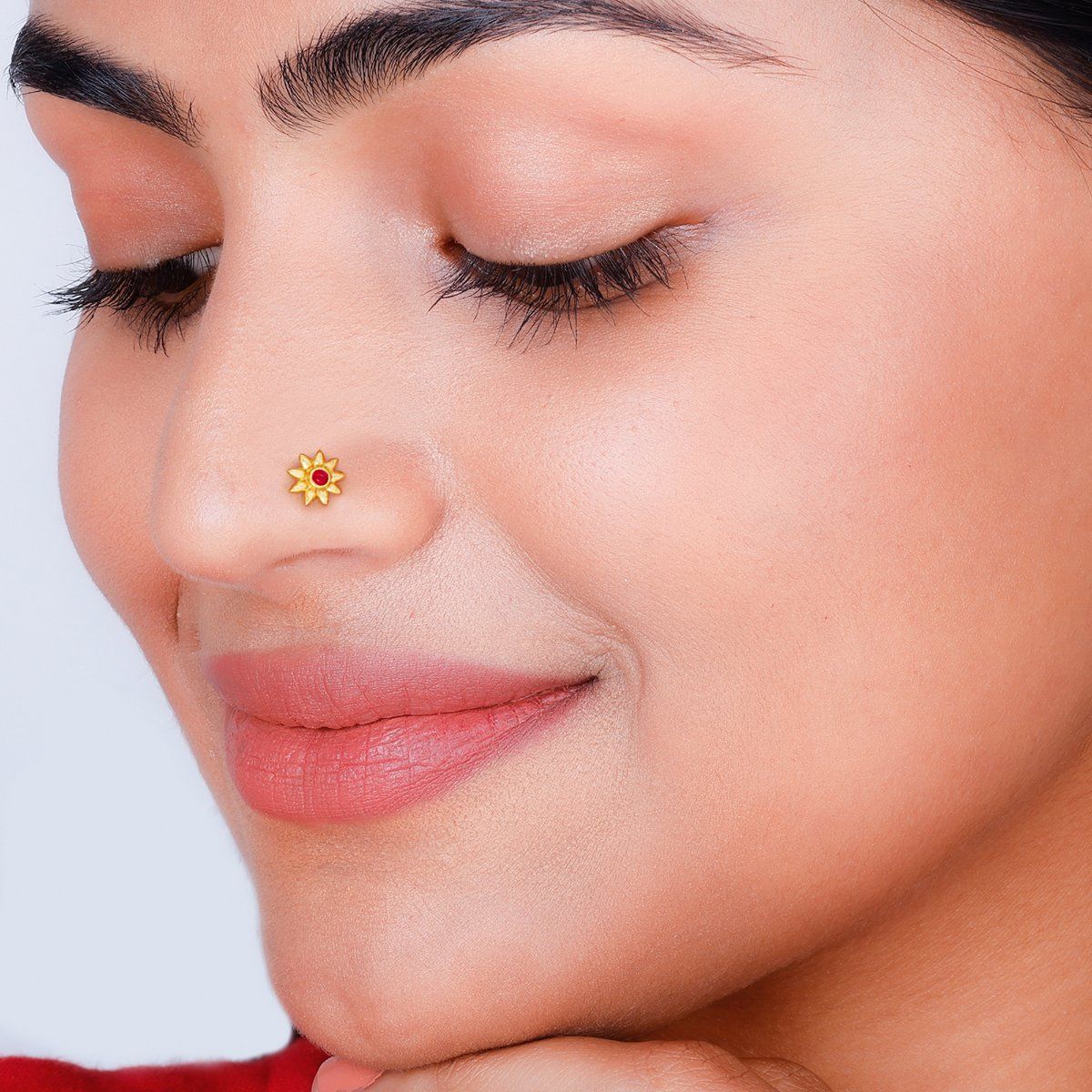 Buy Gold & Diamond Nose Ring In India Starting Range @ ₹6500/-