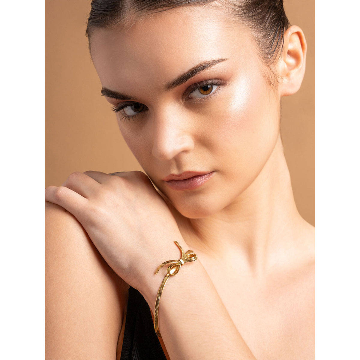 Vogue Panash Women Brass Gold-Plated Wraparound Bracelet