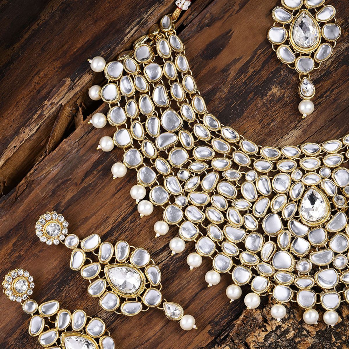 zaveri pearls near me