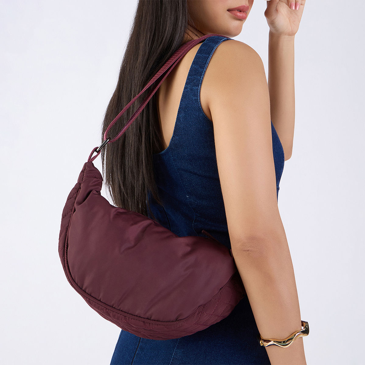 Nykaa sling bags hotsell