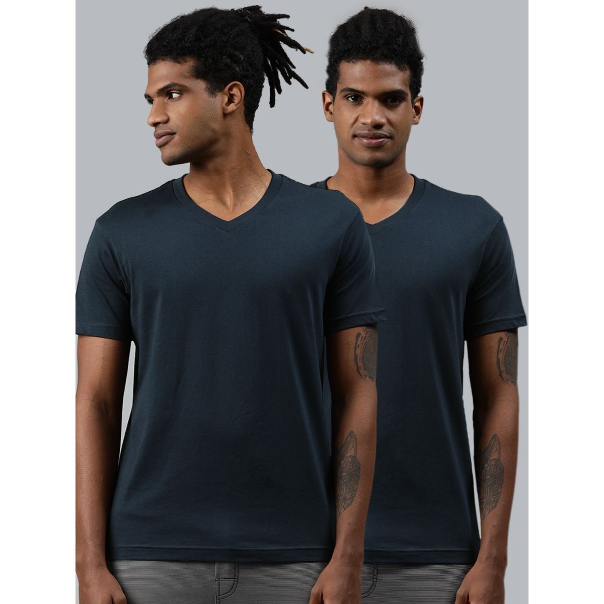 Levi's Men Ultra-Soft Cotton 300 Ls Classic V Neck Solid T-Shirt (Pack Of  2) Multi-Color (XL): Buy Levi's Men Ultra-Soft Cotton 300 Ls Classic V Neck  Solid T-Shirt (Pack Of 2) Multi-Color (