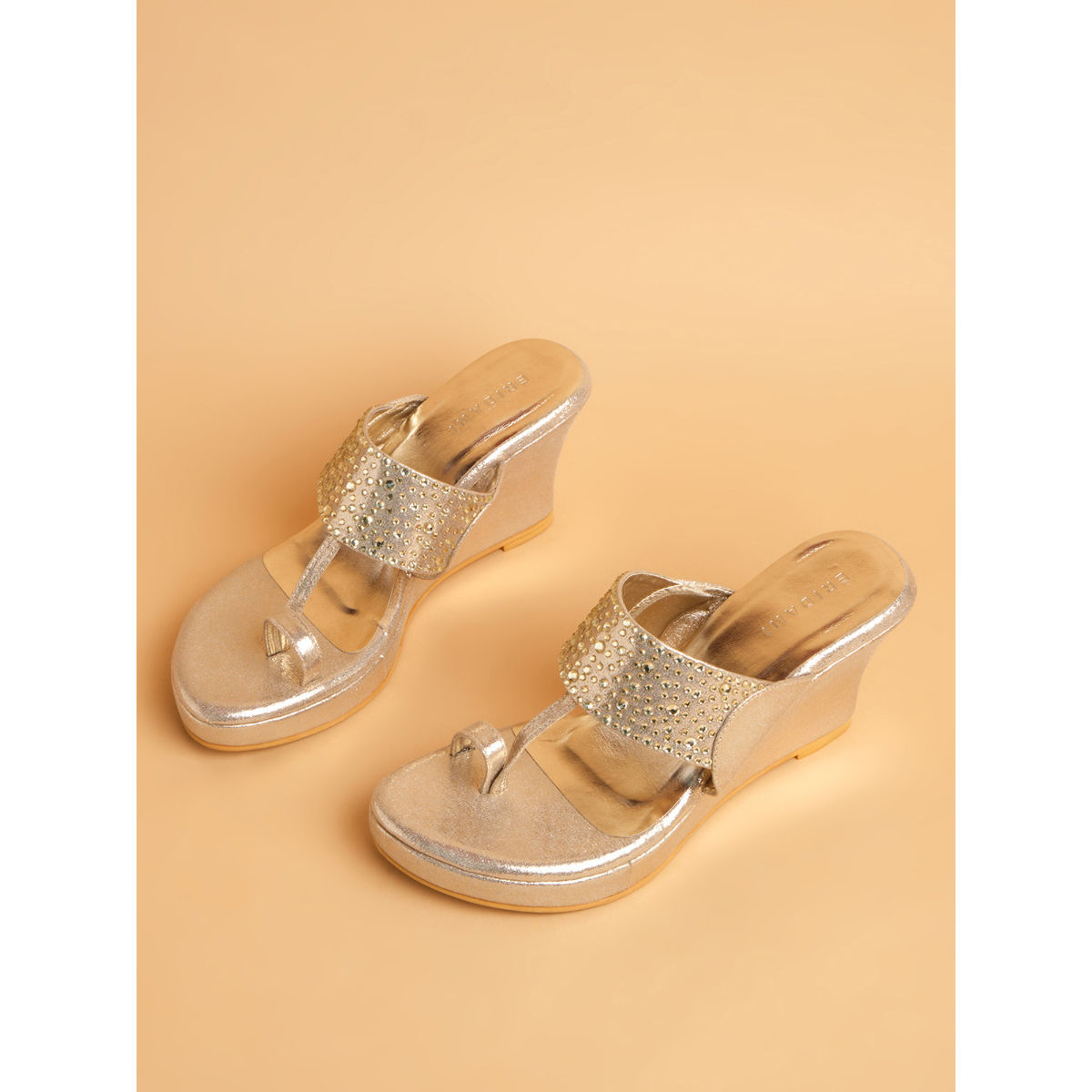gold kolhapuri wedges