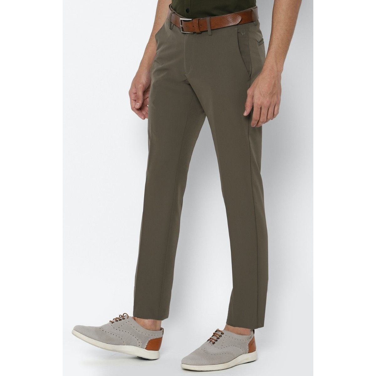 Buy Men Black Slim Fit Solid Casual Trousers Online - 256843 | Allen Solly