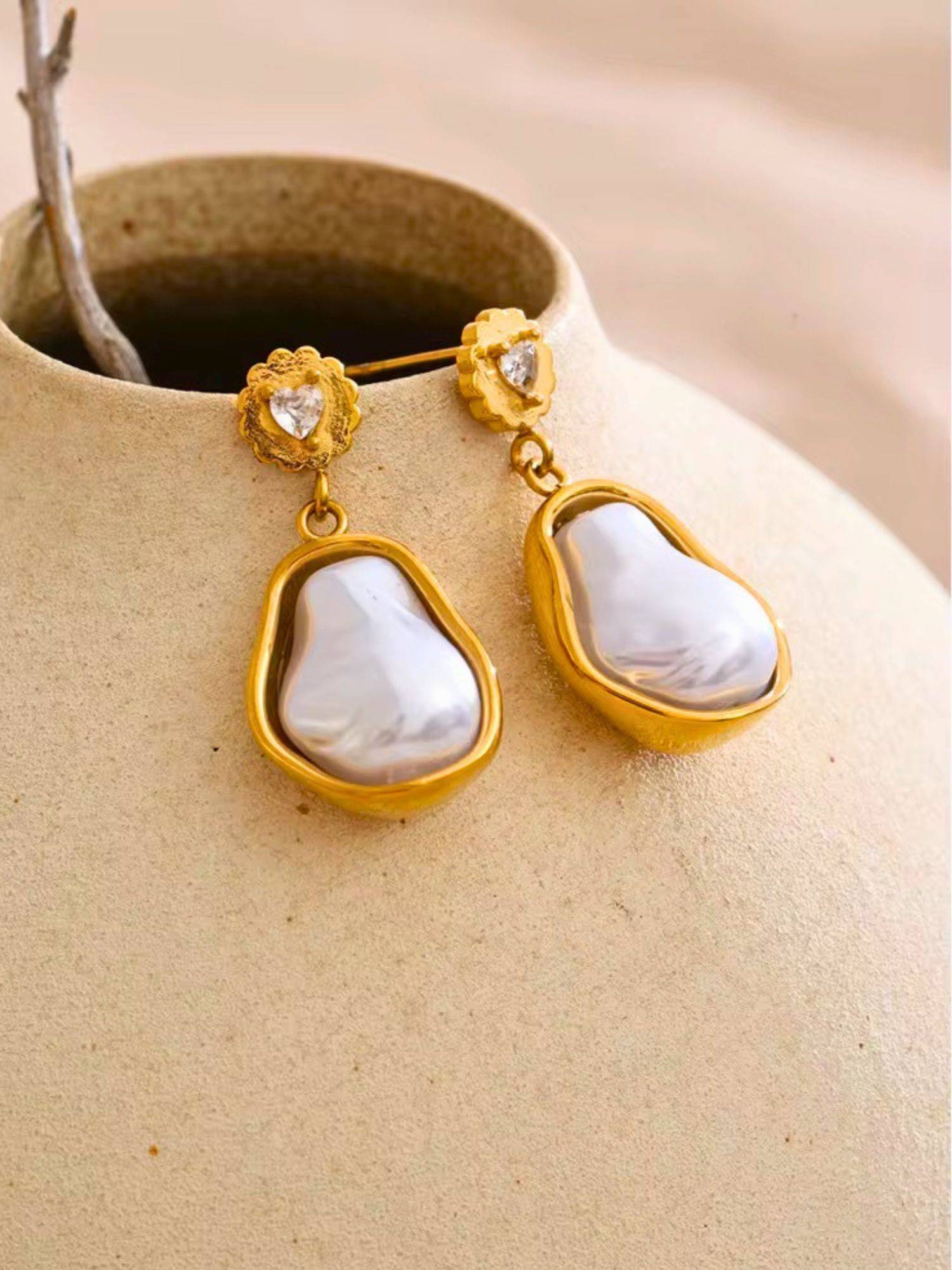 Inaya Accessories 18K Gold Plated Baroque Pearl Drop Pair of Earring, Sana