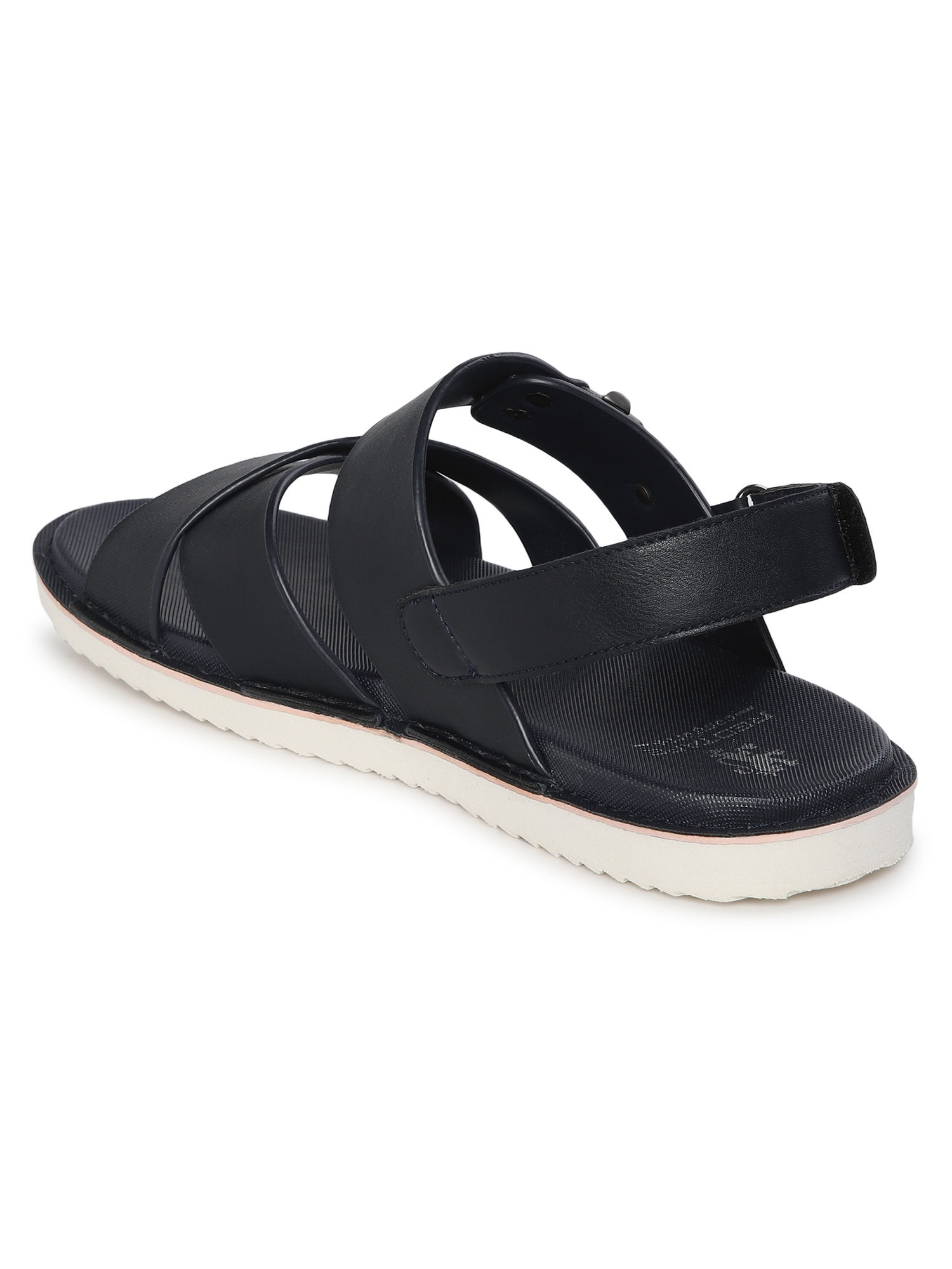 Red Tape Women Silver-Toned Sports Sandals Price in India, Full  Specifications & Offers | DTashion.com