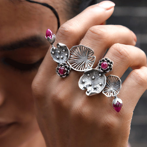 Buy Shaya by CaratLane Rise Above Rumours Ring Online