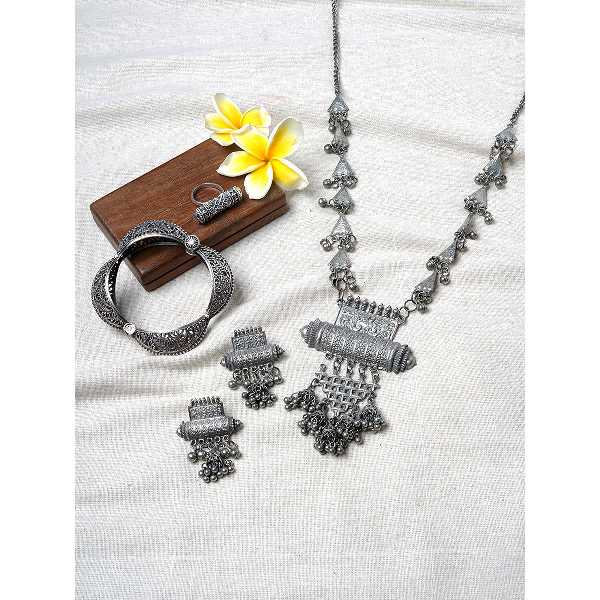 Buy Teejh Nisha Silver Oxidised Jewellery Gift Set Online