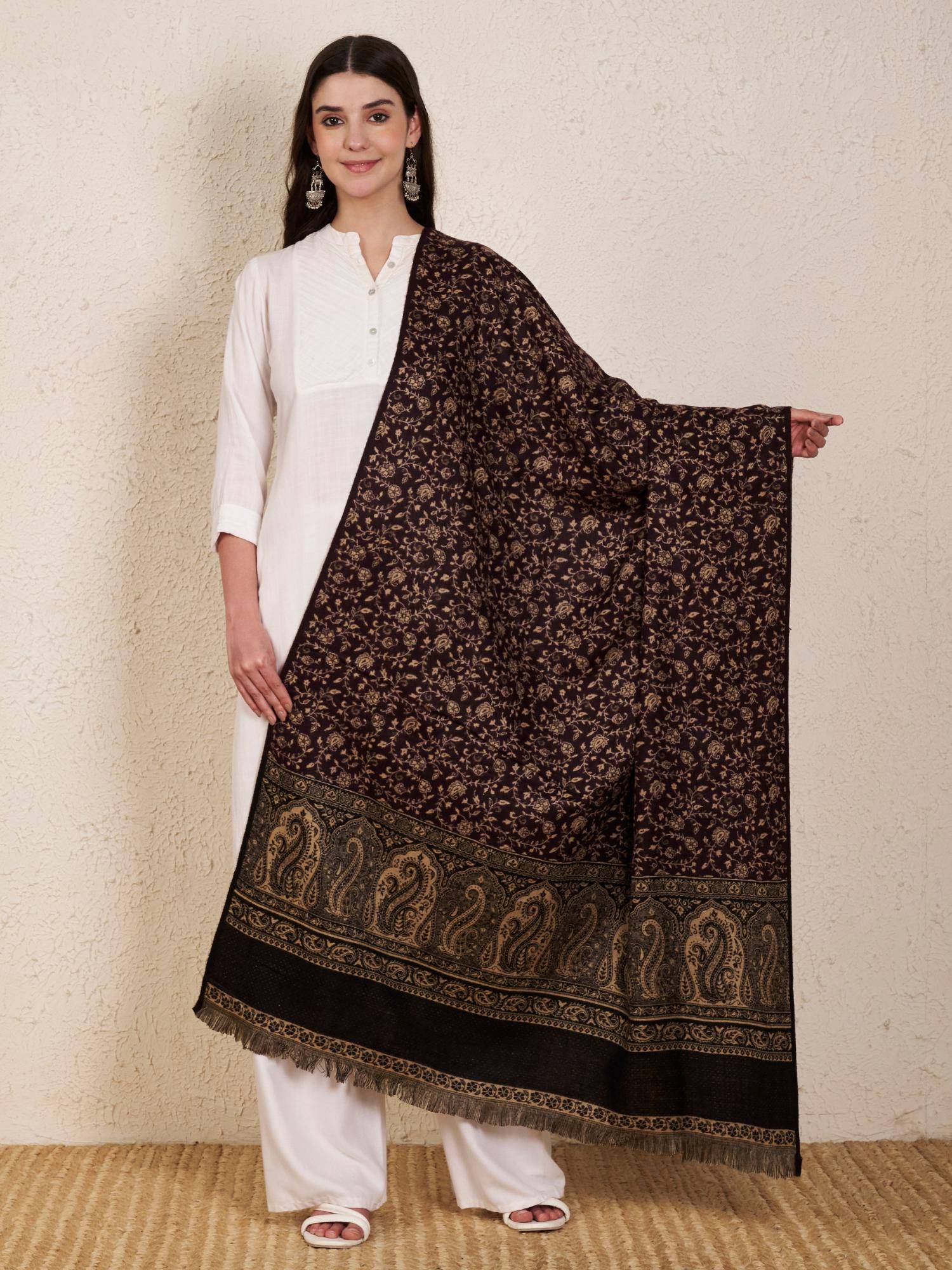 Zamour Woolen Floral Kani Woven Kashmiri Shawl - Wine