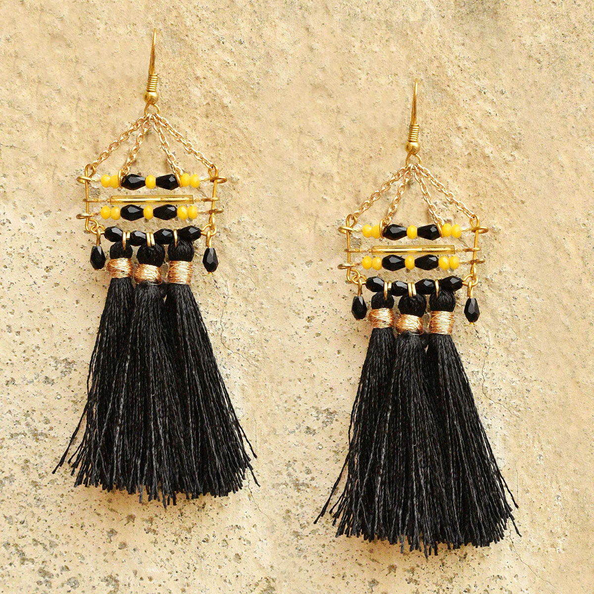 BuySend Stylish Black Tassel Earrings Online FNP