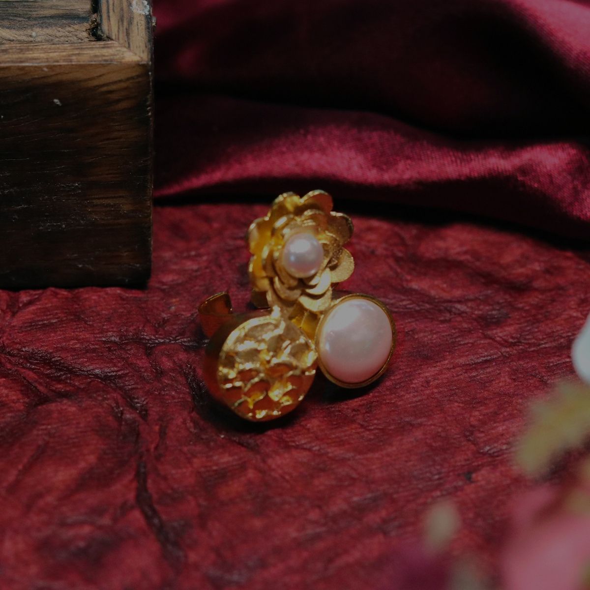 Ishhaara Gold Flower Petals Pearl Ring Buy Ishhaara Gold Flower Petals