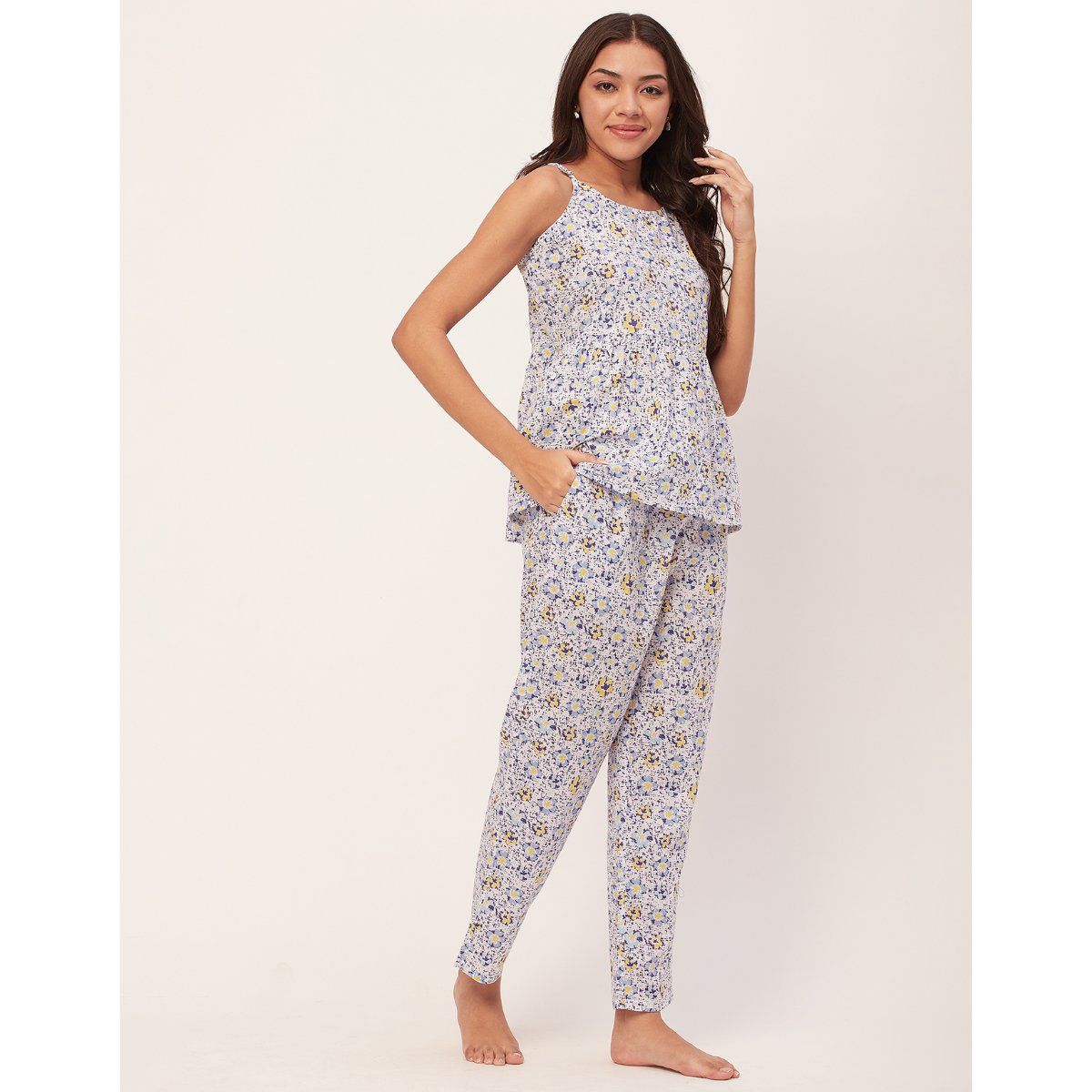 Buy Moomaya Sleepwear Sleeveless Nightsuit White Set of 2 Online