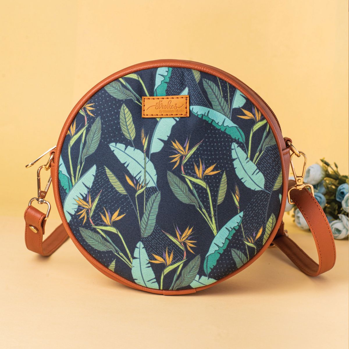 Buy Strokes by Namrata Mehta Women's Tote Bag | Vegan Leather & Cotton  Canvas | Floral Printed (Blue Baby Breaths) at Amazon.in