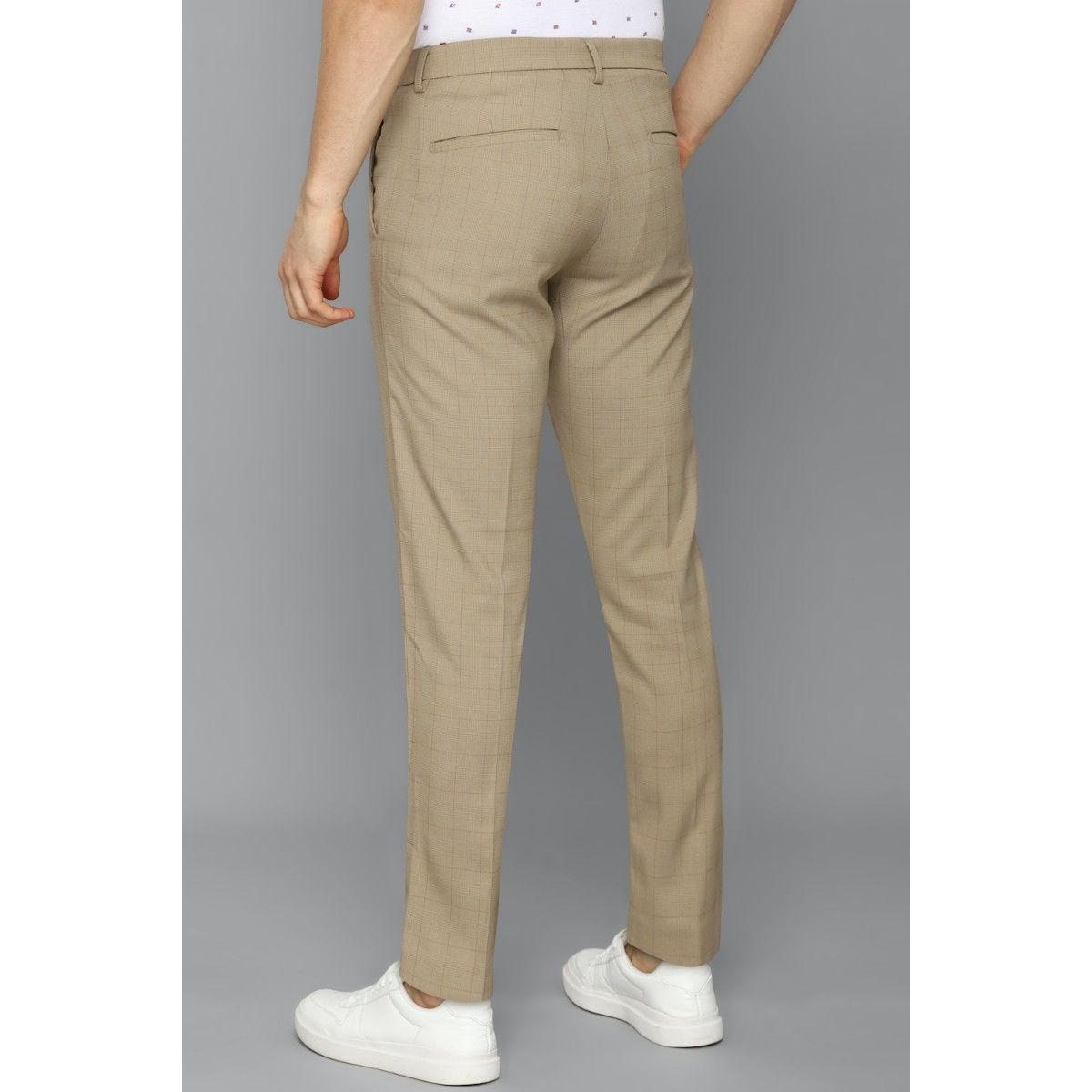 Buy Men Grey Slim Fit Check Casual Trousers Online - 554128 | Allen Solly