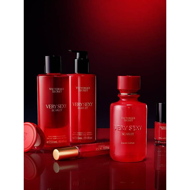 Victoria's Secret Very Sexy Scarlet Mini Fine Fragrance Mist - view 3