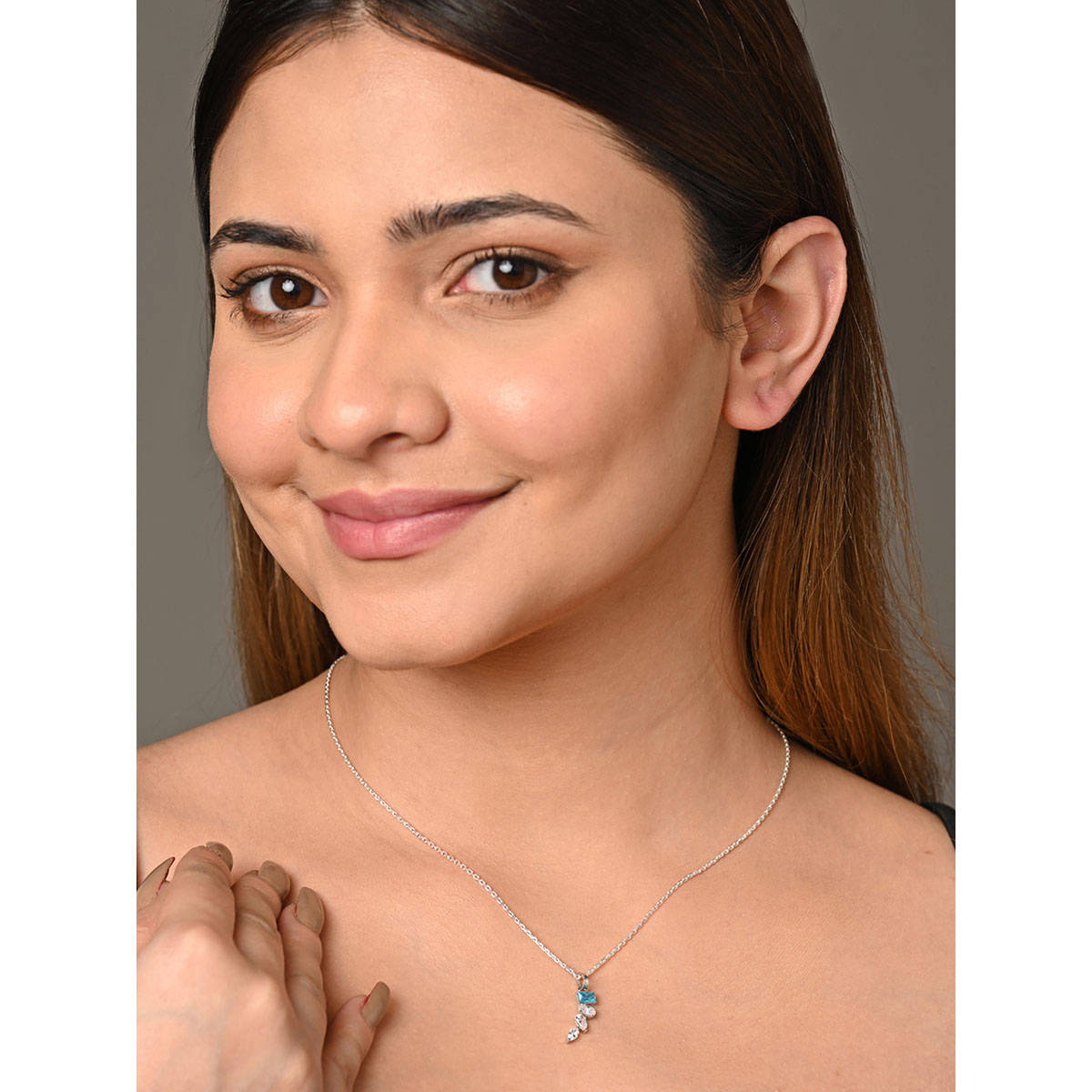 CLARA 925 Silver Rhodium Plated Swiss Zirconia diamante Pendant Chain Necklace for Women