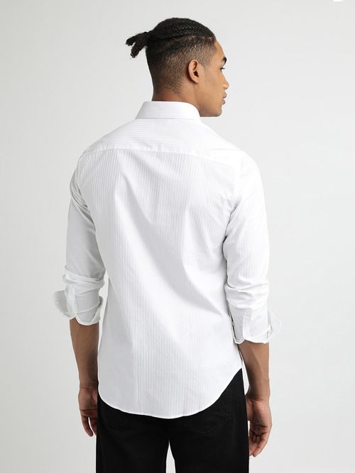 Buy Calvin Klein Men White Regular Fit Textured Shirt Online