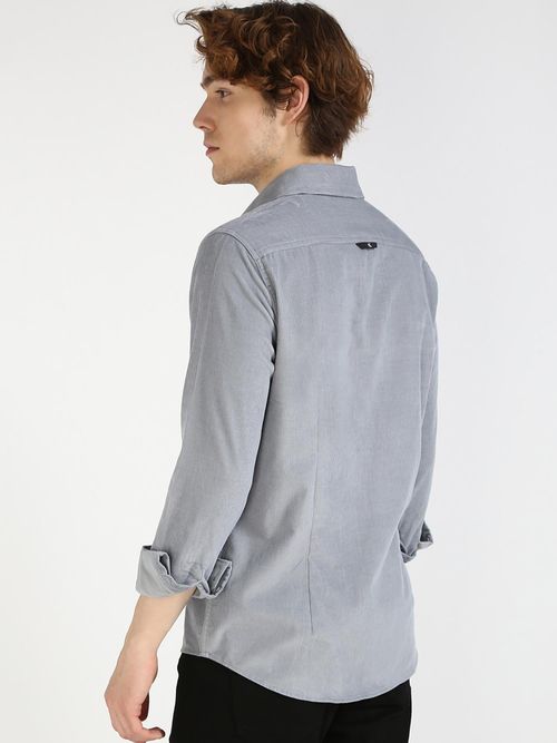 Buy Calvin Klein Men Grey Slim Fit Textured Shirt Online