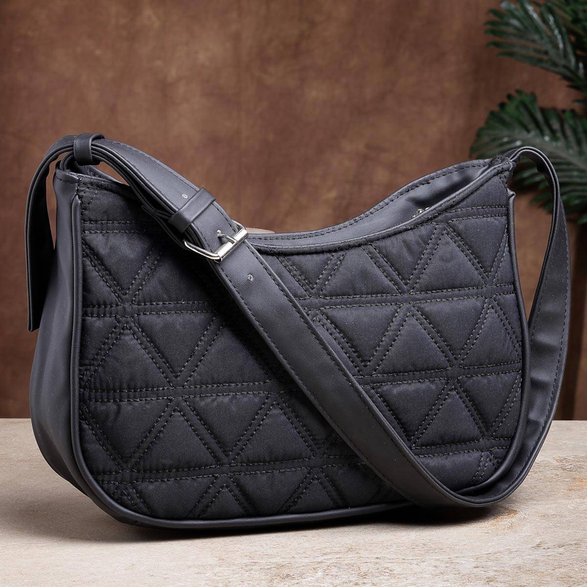 Anekaant Uno Black Geometric Quilted Polyester Shoulder Bag