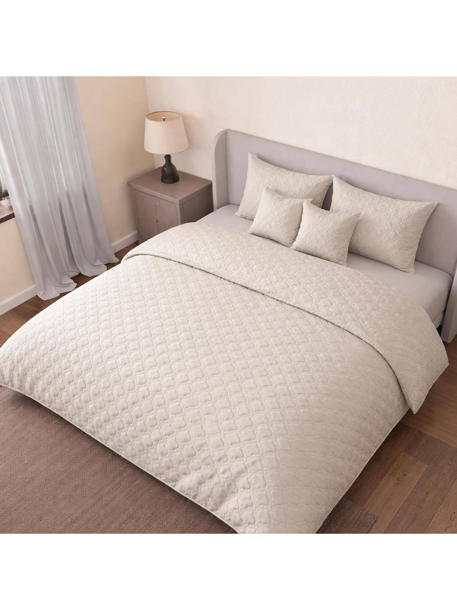 Nesterra Poly Rich Blended Textile Eucalyptus Frost Bedsheet with 4 Pillow Cover