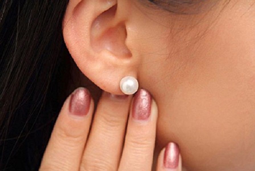 Fabula Jewellery White Pearl Ear Stud Earrings