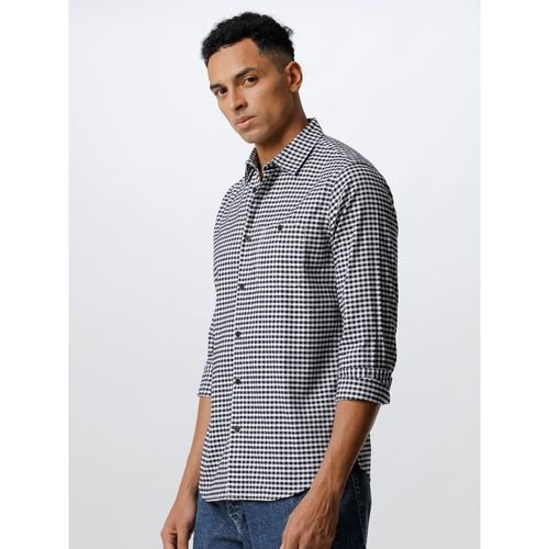 THE BEAR HOUSE Men White Gingham Black Checked Slim Fit Cotton Casual Shirt