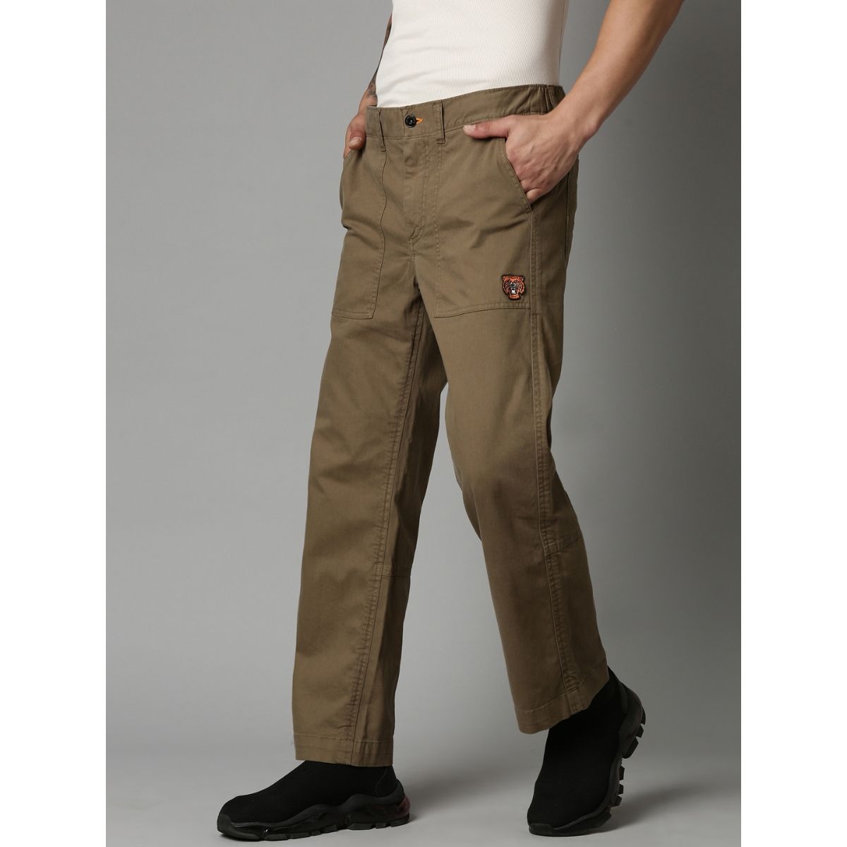 Buy BREAKBOUNCE Olive Taika Straight Fit Carpenter Pant Online