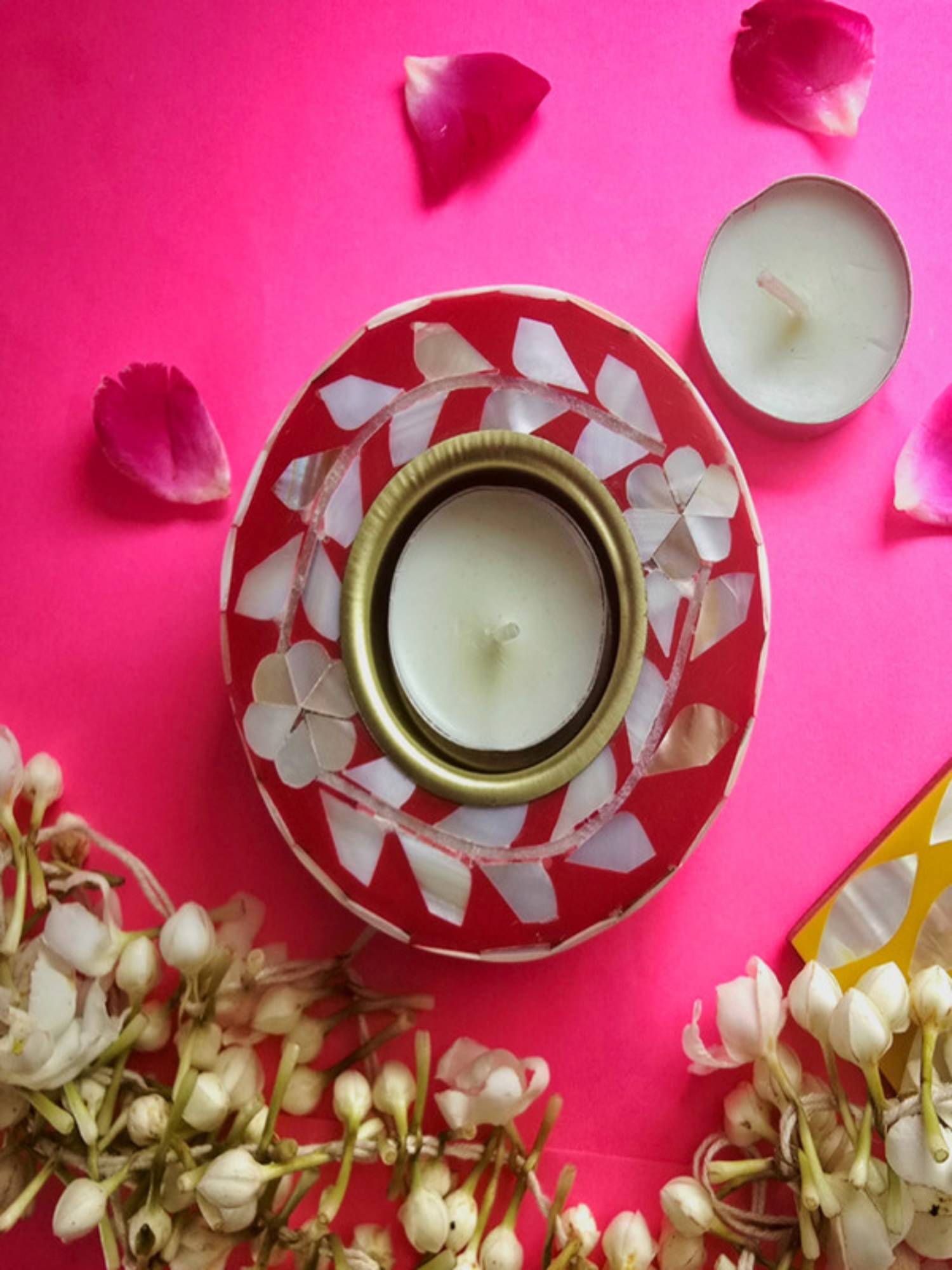 Homearte Mother Of Pearl Red Round Tea Light Holder