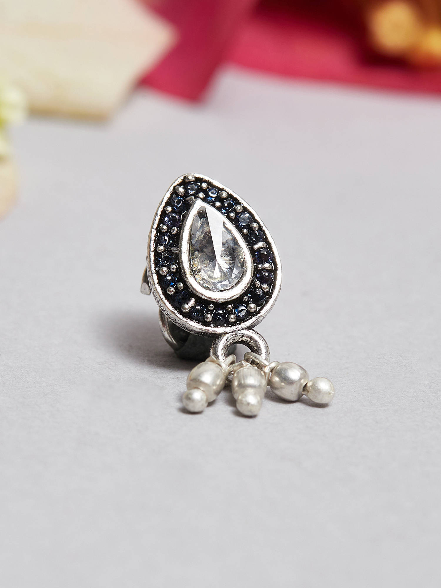 Voylla Charming Silver Plated Nose Pin
