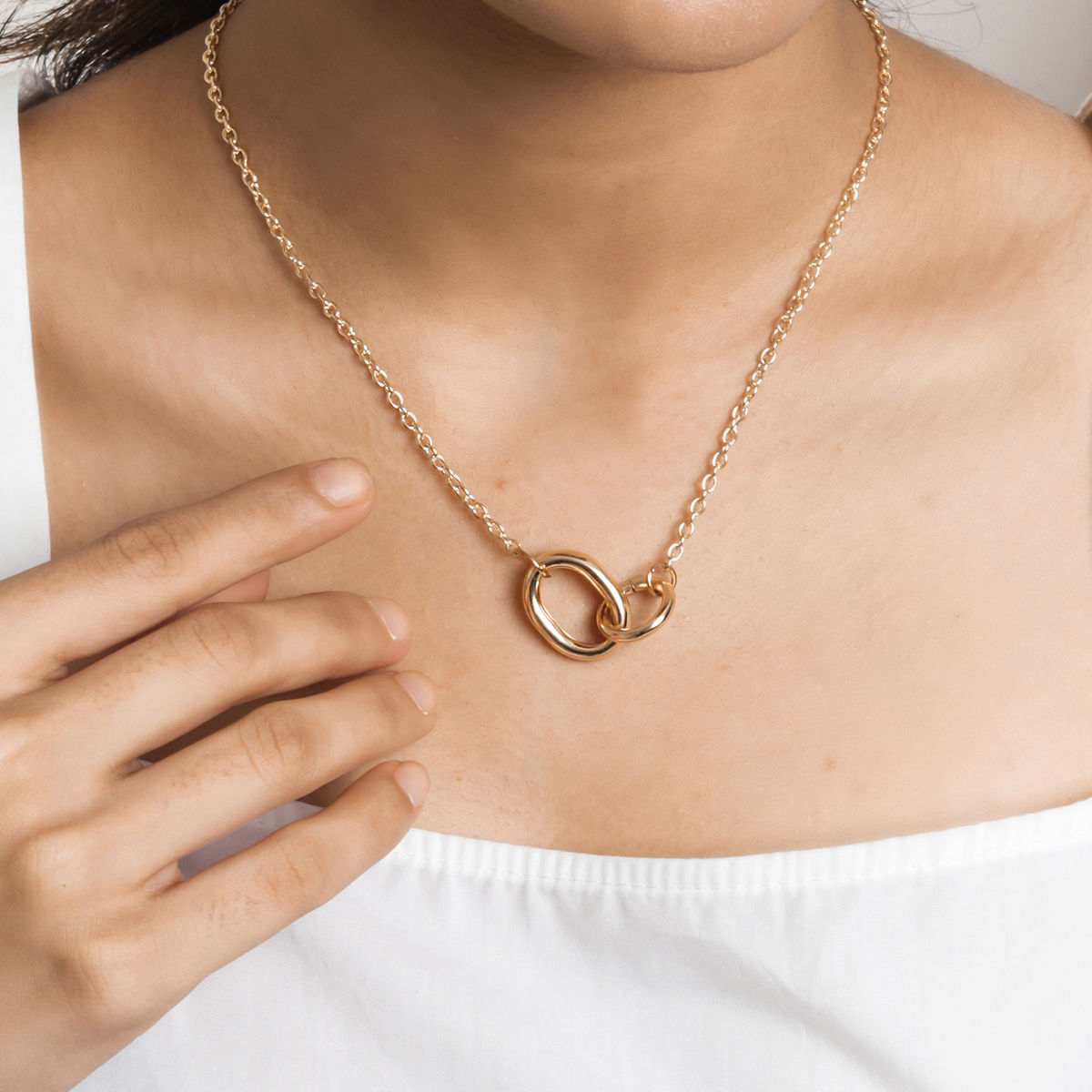 Small Linked Gold & Silver Circle Necklace | Lila Clare Jewelry