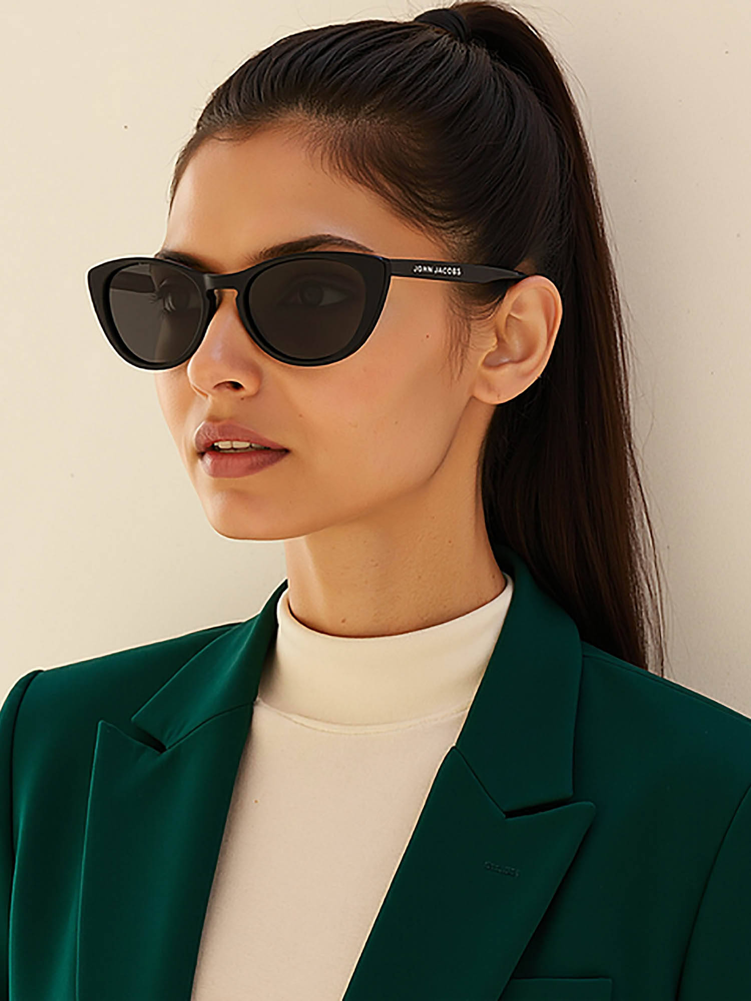 John Jacobs Women Full Polarised Uv Protected Stylish & Premium Cat Eye Grey Lens Sunglasses