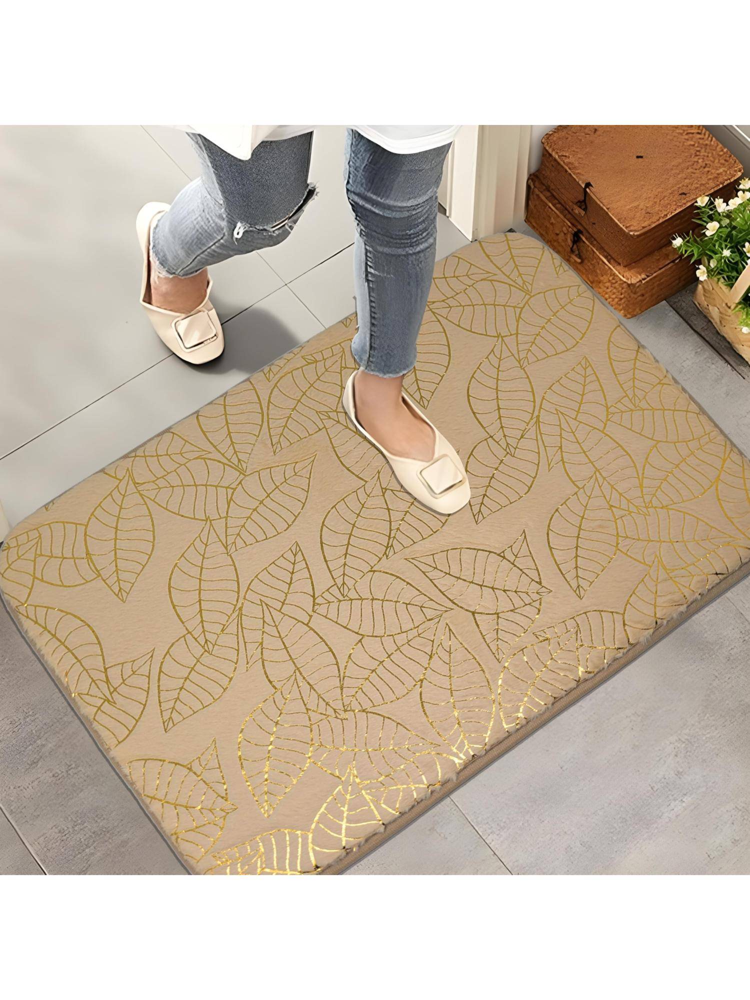 Black Gold Premium Velvet Leaf Design Anti-Slip Floor Mat Beige