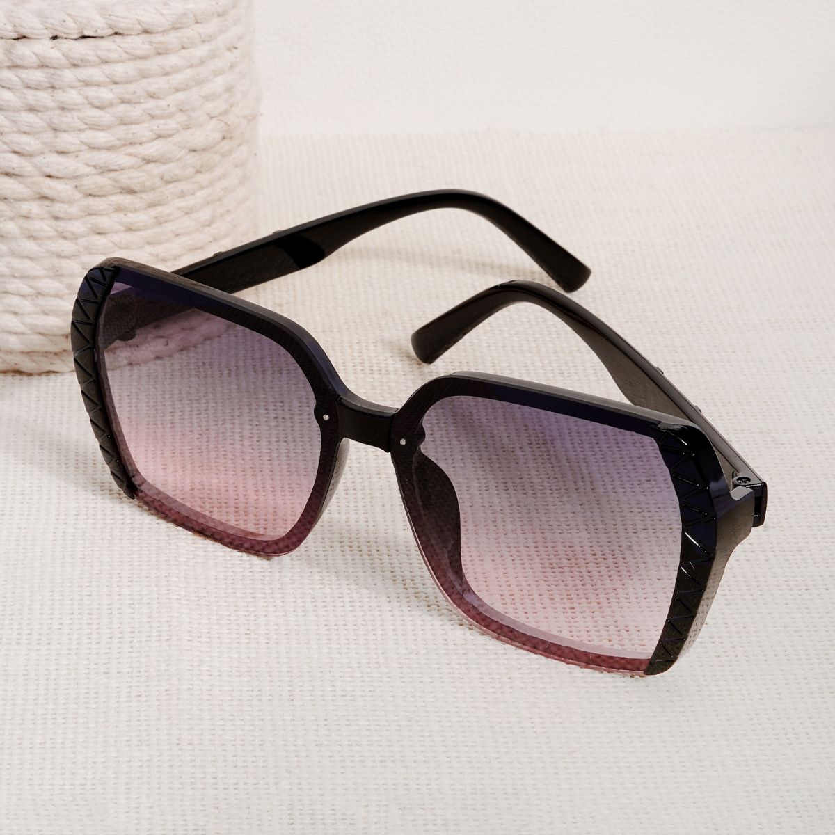 Buy Joker & Witch Lydia Pink Sunglasses (58) Online