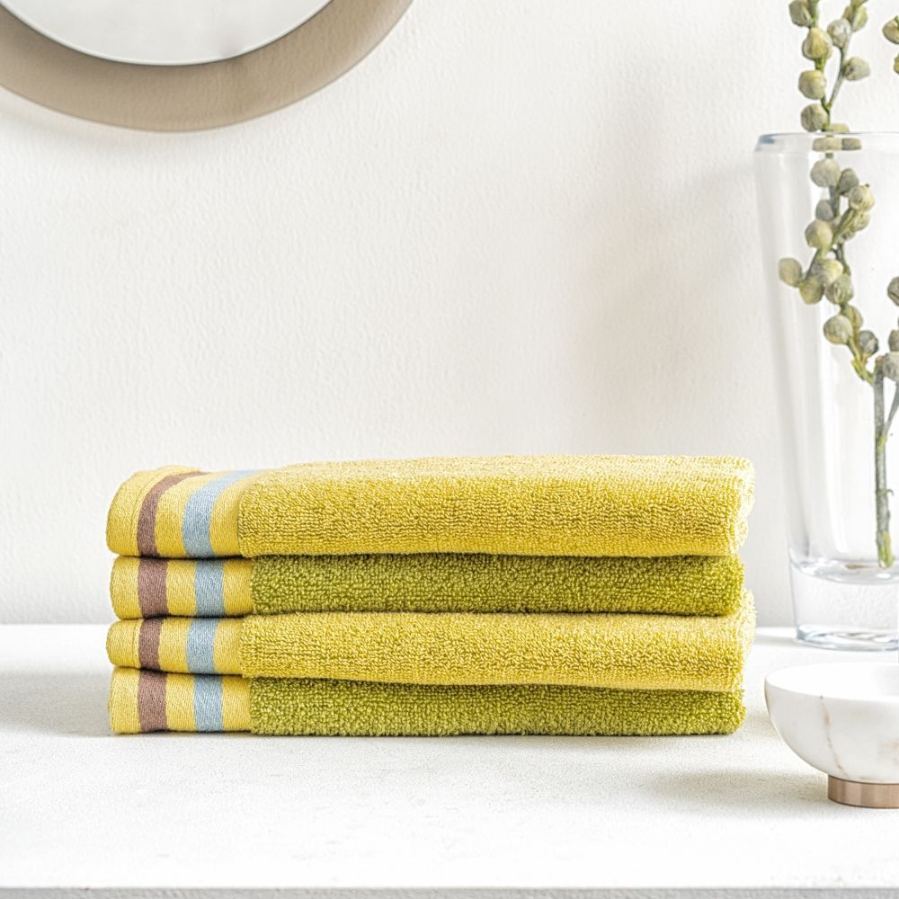 DDecor Live Beautiful, 500 GSM, Pack of 4 Hand Towel Set For Gifting