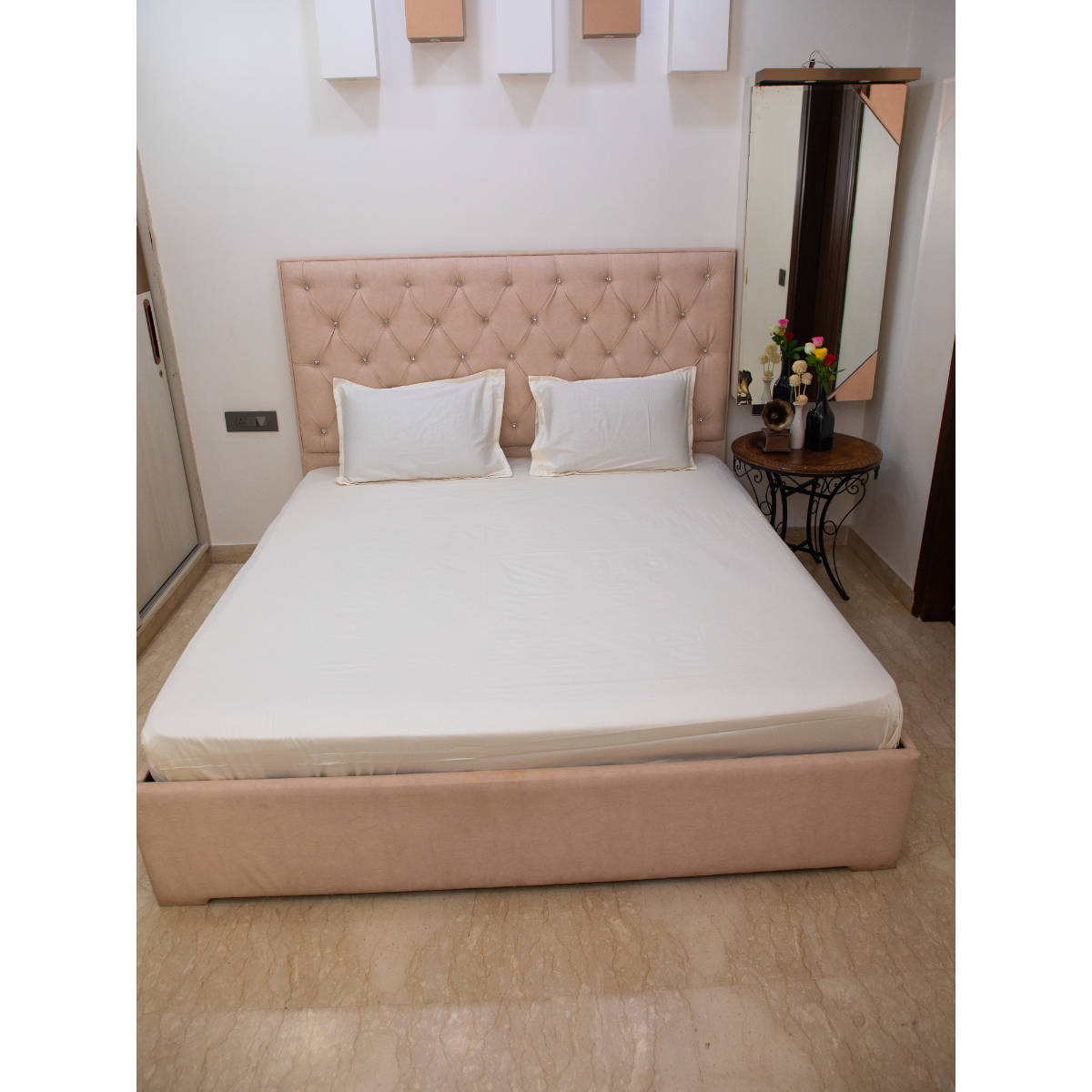 StudioHMK White Solid 100% Cotton Bedsheet with Pillow Covers (King)