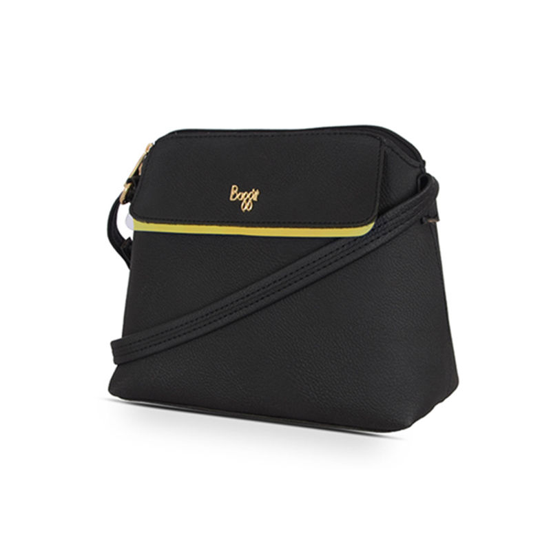 Baggit black hot sale sling bag