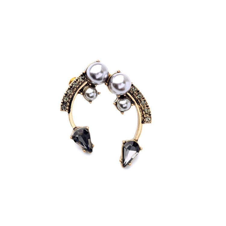 Buy Femnmas Pearl Curvy Fashion Studs Online